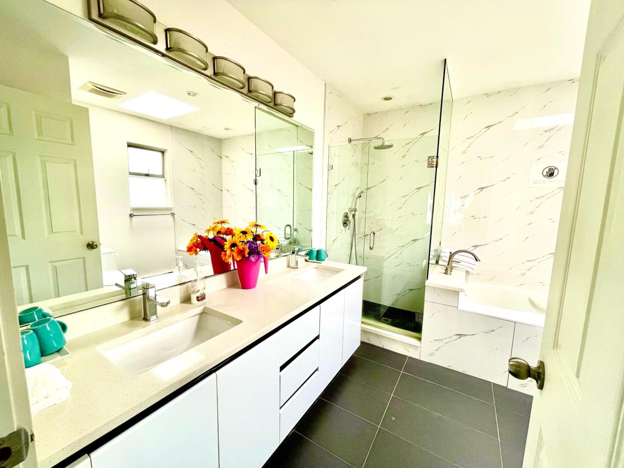 Vancouver Bed & Breakfast Richmond Ngoại thất bức ảnh